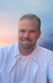 Justine Goldstein's Instagram, Twitter & Facebook