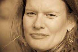 Danielle Argent's Instagram, Twitter & Facebook