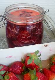 Confiture Fraises Citron Vert Avec Une Pointe De Basilic Avec Images Confiture Fraise Confiture Recette Avec Des Fraises