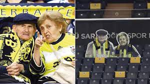 Fenerbahçe, known informally as fener, are one of the most successful and best supported football teams in turkey. Ce Club De Foot Rend Un Magnifique Hommage A Un Couple De Fans Decedes