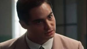 Cara e Coragem: Moa flagra Danilo em más companhias e suspeita de crime