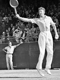 Don Budge 1937 (cropped 4-3 format)