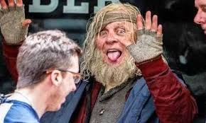 Anthony hopkins' shocking fate finally revealed in odin set photo. Check Out First Look At Anthony Hopkins Odin On Set Of Thor Ragnarok