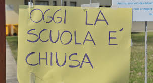 La lombardia potrebbe riaprire le scuole già lunedì, se non verrà dichiarata zona rossa a causa del covid. Coronavirus Regione Lombardia Chiude Scuole E Luoghi Di Aggregazione Malpensa24