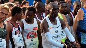 Feb 25, 2019 · jason ryf, who ran the 2013 boston marathon in 2:23:06 at the age of 42, rarely trains slower than six minutes per mile. 80000 Euro Von Help Age Berlin Marathon Riechers Und Karsch In Deutscher Top Ten