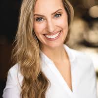 Katherine Daignault's Instagram, Twitter & Facebook