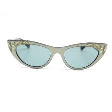 Votre paire de lunettes prête en 10min à 10€ avec ou sans ordonnance et fabriquée en boutique. Lunette De Soleil Gucci Gg 3807 S Oeil De Chat