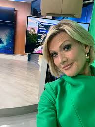 Mary Hallmark's Instagram, Twitter & Facebook