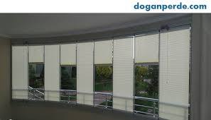 Cam balkon perdesi genel bakış. Cam Balkon Plise Perde Modelleri Dogan Perde