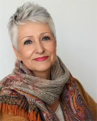 Short haircut for women