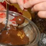 Info@tendencetrend.com mike candys is a gold and platinum selling artist subscribe to mike candys' profile on spotify for new music and playlists: How To Make Candy Chocolate Mice The Seventh Day Of Christmas 12daysofchristmas Reelmama Com