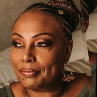 90+ perfiles de «Margo»