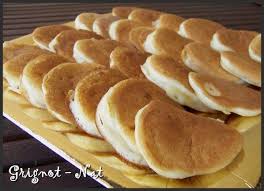 Blinis Version Mini Blini Mini Version Recette Pains A Hot Dog Yaourt Grec
