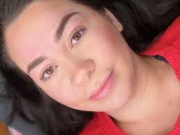 Kimberly Grindle's Instagram, Twitter & Facebook