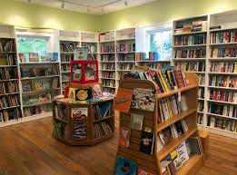 The Country S Oldest Feminist Bookstore Charis Finds A New Home At Agnes Scott Agnes Scott New Homes Agnes