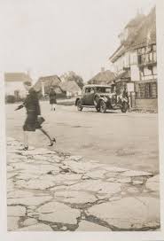 You Know I Had To Do It To Em Empty Street Woman Walking On Stone Pavement The Street Is So Empty Few People Had Cars In The 1930s The Woman Looks Very Elegant In 2020 Stone Pavement Stone Path Summer House