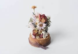 Flowers have been some sort of a staple decor in our homes for the not all flowers can look aesthetically pleasing when dried. Dried Flowers Mini Dome Diy Kit Craftsforgreen