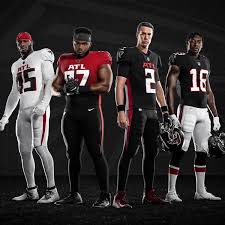 The new york jets unveiled their new uniforms thursday night, nike's latest disappointing collaboration with an nfl team seeking to modernize its image. New Uniforms And Logos For 7 Nfl Teams Are Coming In 2020