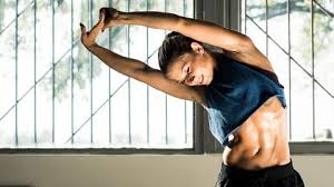 Et pour les cuisses comment les avoir toutes fines en mois d'1 mois aussi ? Les Exercices Et Aliments Pour Retrouver Un Ventre Plat L Express Styles