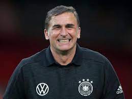 Dann haben sie ja die zweite halbzeit gesehen. U21 Trainer Harte Kader Entscheidung Kuntz Hort Auch Auf Bauchgefuhl Nationalmannschaft Westfalische Nachrichten