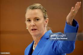 137 Beth Mcneill Photos & High Res Pictures