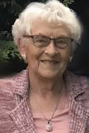 Barbara Devault's Instagram, Twitter & Facebook