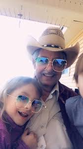 Glenda Stringer's Instagram, Twitter & Facebook