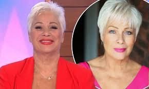Hollyoaks currently airs new episodes from mondays to thursdays at 6.30pm on channel 4, with first look screenings at 7pm on e4. Denise Welch To Join Hollyoaks As Maxine Minniver S Mum Trish Daily Mail Online
