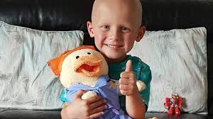 Lawro's premier league predictions v bbc's morning live presenter gethin jones. Leeds United Players And Staff Donate Pay To Boy S Cancer Care Bbc News