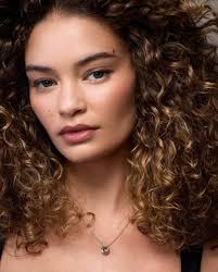 amygalibut makeup for @chrismcmillanhair with @alougee @cristinasymone_  @annieescandon Team @claireleahy @mrchrismcmillan @kenny_mcgranahan  @andrewjkellogg @mmariahmoore @nickdodge_ @drexdigital @kurtcollins  @ryanapl @justin_koenen @c_seyb_lives_ ...