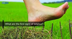 what are the first signs of tet