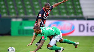 Zu später stunde noch ein leihgeschäft: Eintracht Frankfurt Feiert Wichtigen Sieg Bei Werder Bremen Eintracht