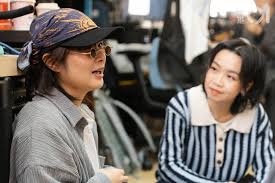 专访｜GDJYB鸡蛋蒸肉饼台港“分居”六年归来新碟构筑科幻寓言