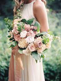 See below for some fabulous style. 20 Elegant Neutral Wedding Bouquets Ideas For 2021 Trends Emmalovesweddings