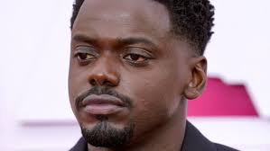 Daniel kaluuya shocked his mom during his oscar acceptance speech for for his portrayal of fred hampton in judas and the black messiah. Xe5q3hy9awmjdm