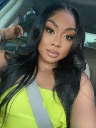 Abby Estes's Instagram, Twitter & Facebook