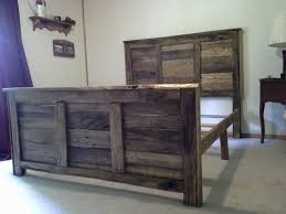Queen Size Pallet Headboard And Footboard With Frame Pallet Headboard Diy Wooden Pallet Beds Diy Pallet Furniture