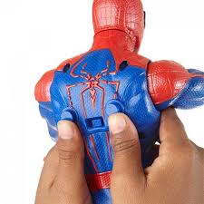 Akcijska figura velika Spiderman 35cm zvučna, baca mreže Hasbro 649081