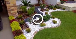 40 Small Garden And Flower Design Ideas 2017 Amazing Small Garden House Decoration Part Small Garden Garden Crafts Diy Vertical Garden Diy