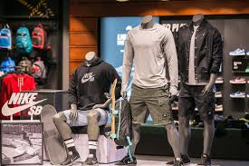 微笑逢甲nike 台中旗艦店開幕 motorcycle jacket jackets fashion