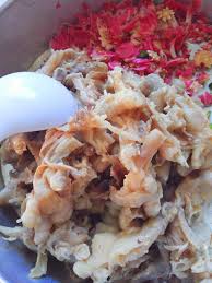 Kaki ayam yg dibersihkan( buang tapak dan kuku bukan kerat kuku je ok tp buang sedikit jari tu) bawang putih 5 ulas bawang besar 1 bijik banyak kolagen dalam sup kaki ayam.apa itu kolagen? Kerabu Kaki Ayam