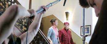 When the plane takes off for split the depressed inger and her two daughters, much too sensible malin (35) and chaotic tove (32) are on board. Weserlust Hotel Der Verruckte Filmdreh All Inclusive W Film