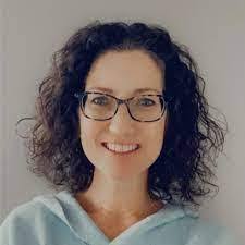 Lisa Parkerson's Instagram, Twitter & Facebook