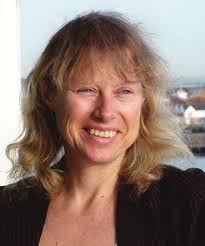 EXCLUSIVE PREVIEWS & OFFERS INSIDE