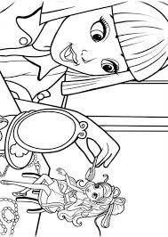 Barbie c'est une marionnette simplement de la sorte des étranges films d'ardeur qui ont été fait. Coloriage 7 De Barbie Presente Lilipucia