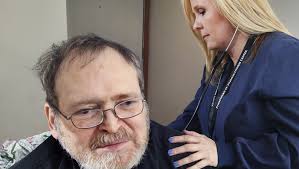 Hospitals work to keep patients from being readmitted