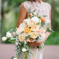 Great savings & free delivery / collection on many items. 32 Impossibly Pretty Rose Bouquets