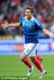 Gignac ha iniziato la carriera nelle squadre locali della sua città natale, in particolare es fos e fc martigues prima di unirsi al fc lorient gioventù academy nel 2002. Beware The Bull France Ready To Unleash Gypsy King Andre Pierre Gignac On Irish Defence Daily Mail Online