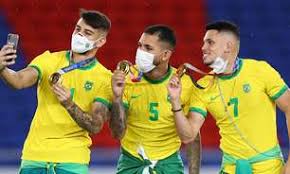 As mulheres fizeram em 43m15, melhor marca do ano. Tkcc2ccqesvnsm