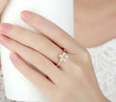 Daisy Flower Ring For Woman Lady Jewelry Flower Ring Classy Jewelry